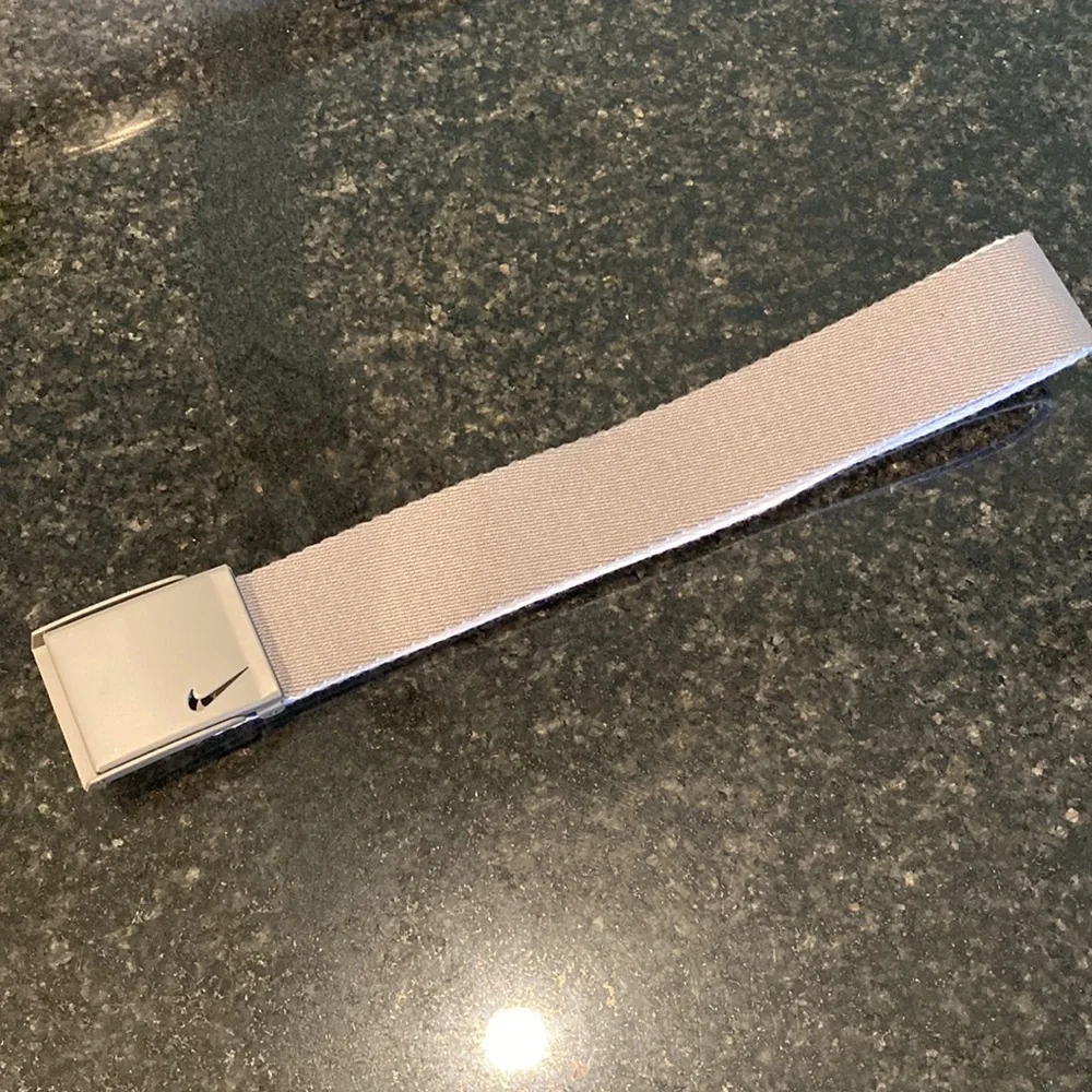 New Nike belt